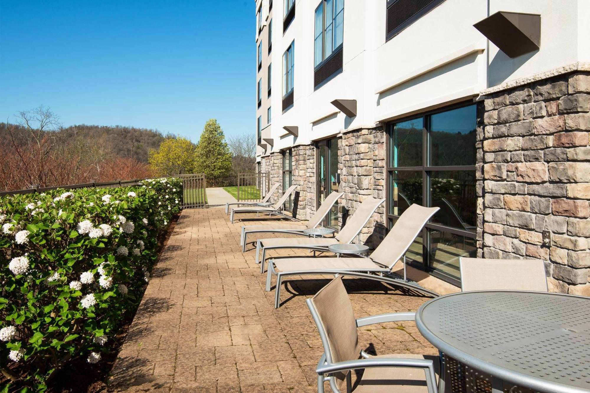 Springhill Suites By Marriott Wheeling Triadelphia Area Esterno foto